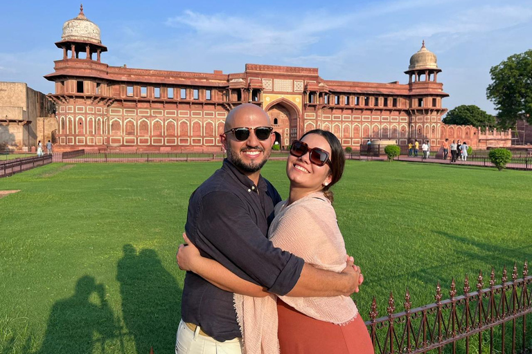 Agra: Taj Mahal, Fort and Baby Taj Tour with Pick-up & Drop Private Tour - Without Entrance Fees