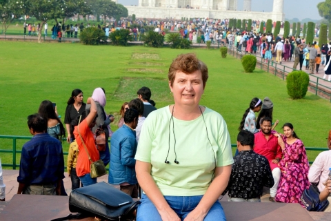 Sautez la ligne : Visite du Taj Mahal au lever du soleil depuis - DelhiCircuit avec voiture uniquement