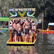 Mexiko-Stadt: Bootstour mit Expertenführung, Mittagessen und Getränken