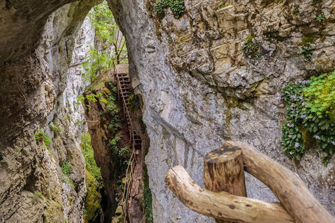 Plovdiv: Devil’s Throat & Yagodinska Caves Day Trip