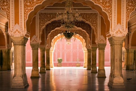 Jaipur : Guided Full-Day Pink City Jaipur Private Tour Private Tour with Cab, Tour Guide and Entrance Tickets