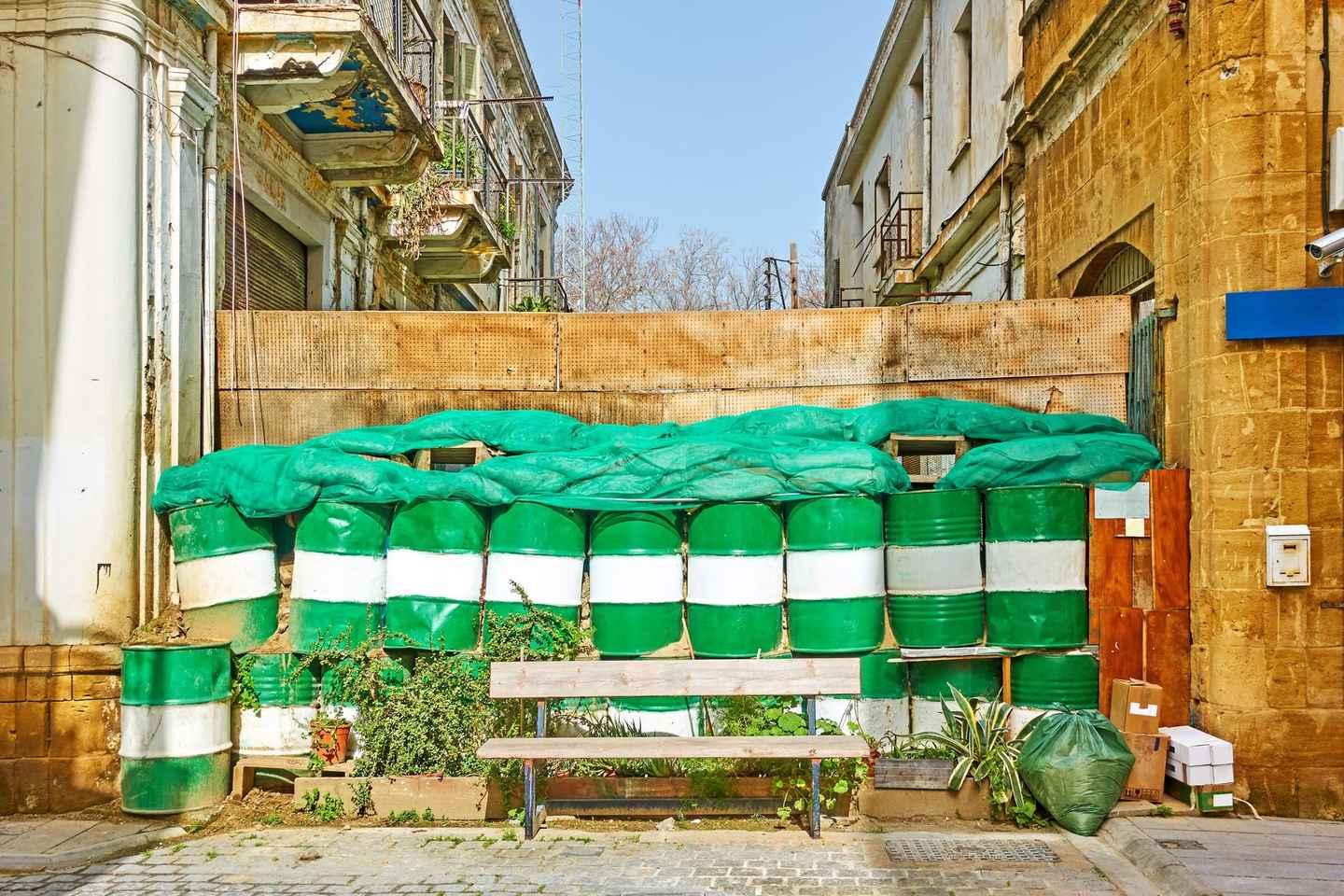 Nicosia: Express Walk with a Local in 60 minutes