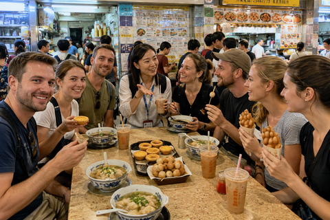 Hong Kong: Old Streets Temples & Local Food Walk Tour