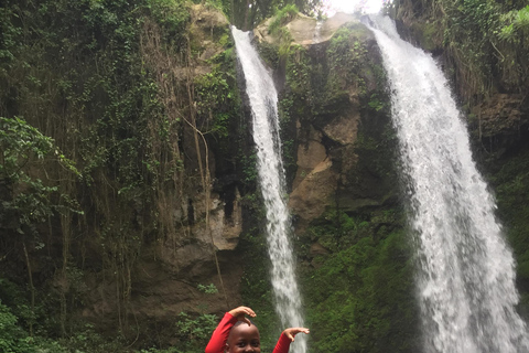 Patrimoine culturel d'Arusha, lac Duluti et cascade de BangataPatrimoine culturel d'Arusha, lac Duluti et cascade de Themi