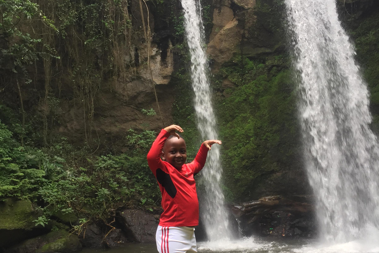 Patrimoine culturel d'Arusha, lac Duluti et cascade de BangataPatrimoine culturel d'Arusha, lac Duluti et cascade de Themi