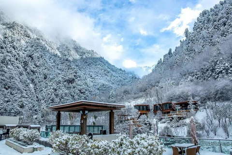 Sichuan: Ramada Guergou Hot Springs Tickets