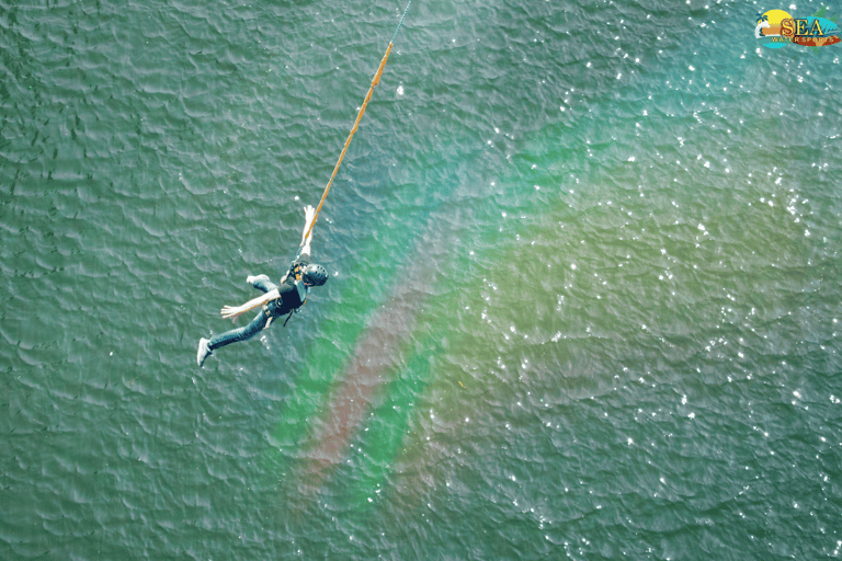 Saut à l'élastique à Goa