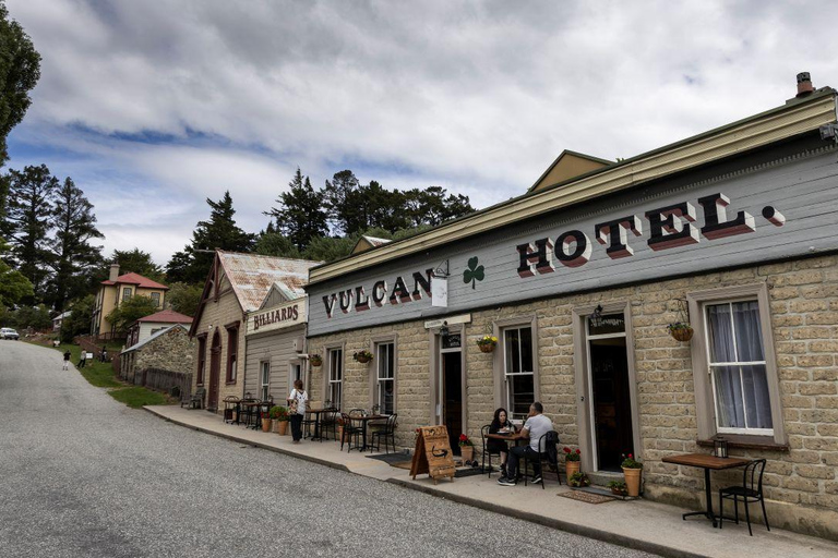 Dunedin to Queenstown Incl Train Small-Group Tour (One-Way)