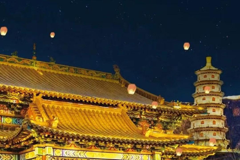 Beijing: Great Wall & Gubei Water Town Tour with Guide