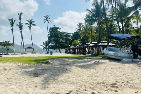 Panama City: 5-Stop Caribbean Boat Day Trip & Isla Mamey