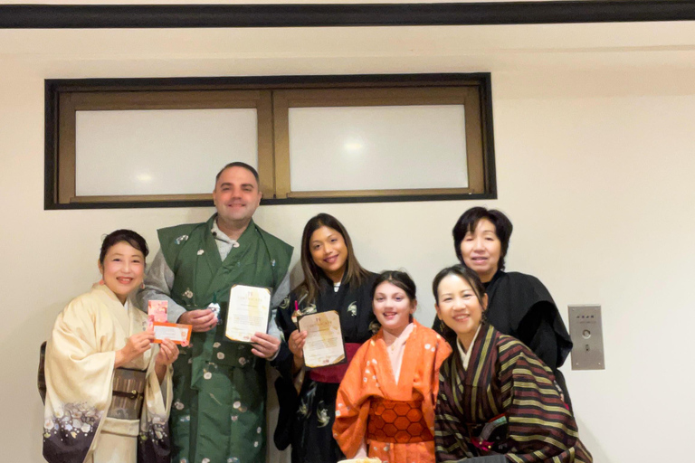 东京：日本发饰与胸针工作坊东京：日本发饰与胸针制作工坊