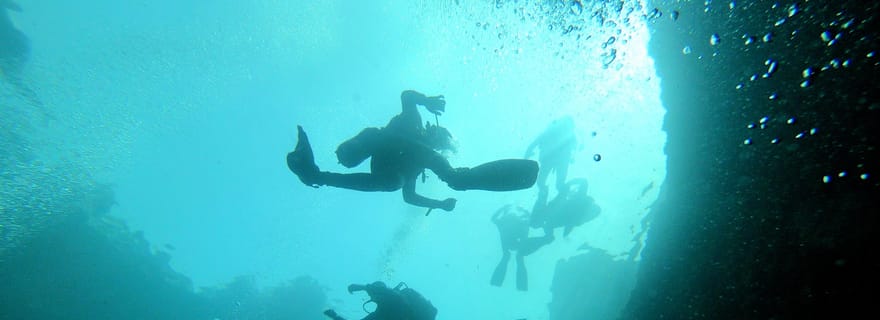 Malte : Excursion de plongée en bateau pour les plongeurs certifiés