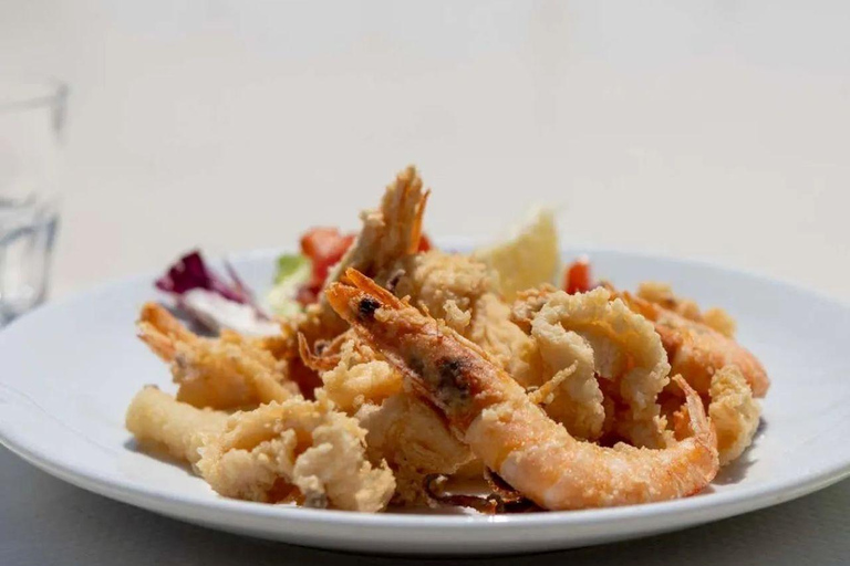 Hills of Pisa: Horseback Riding with Lunch or Dinner in a Restaurant 2-hour ride with lunch or dinner