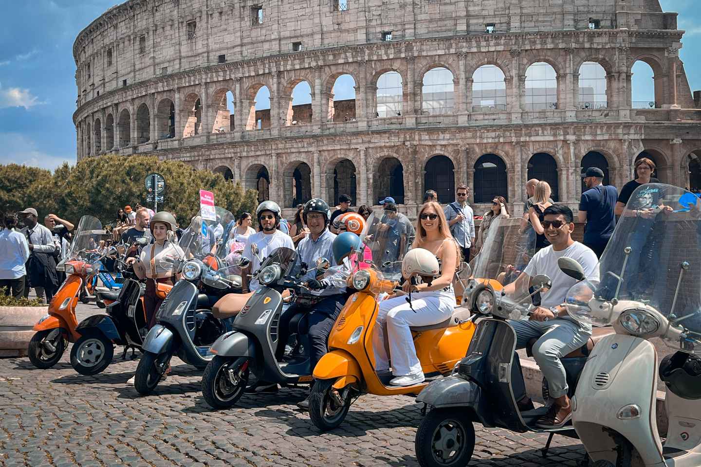 Rome: VIP Vespa Tour with Local Guide