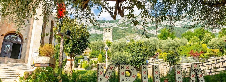 Au départ de Durres/Golem : excursion d'une journée au château de Kruja et au vieux bazar
