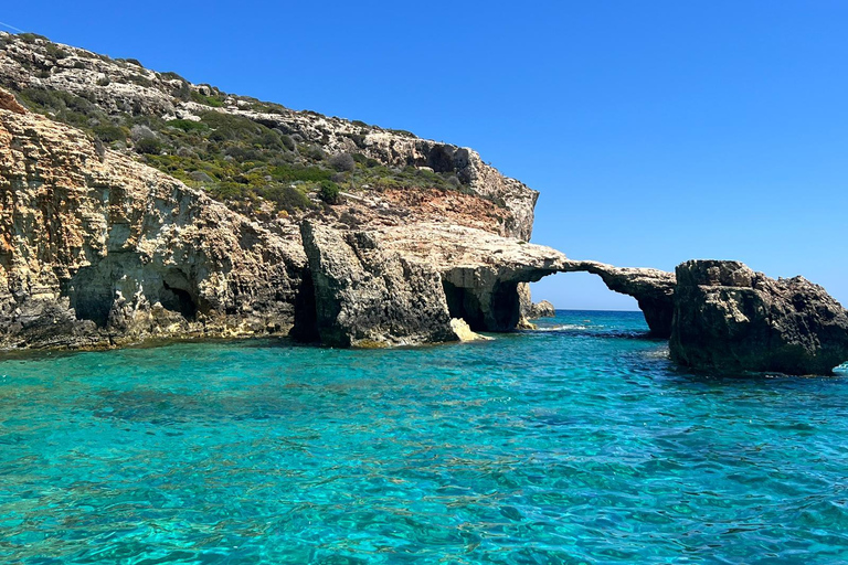 Malta: Private Leisure Cruise with Swim Stops & Caves Tour