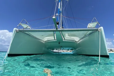 St. Martin: Catamaran Snorkel Cruise with Open Bar and Lunch