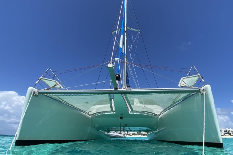 Saint-Martin : croisière en catamaran avec tuba avec bar ouvert et déjeuner