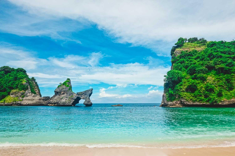 BFT Bali : Excursion d&#039;une journée sur l&#039;île de Penida avec transfert en bateau rapideNusa Penida : Visite privée de l&#039;est de l&#039;île avec déjeuner