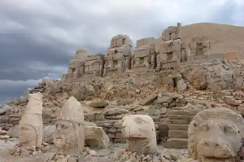 Tour zum Nemrut-Berg und Göbekli Stei aus Istanbul (3 Tage, 2 Nächte)