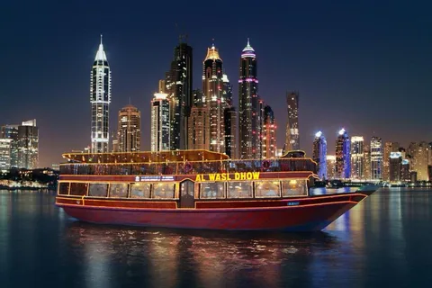 Cruzeiro com jantar na Marina do Dubai com entretenimento ao vivo (Al Wasl)