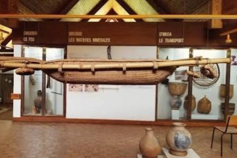 Village Life, King's Palace & Ethnographic Museum Tour