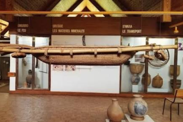 Village Life, King's Palace & Ethnographic Museum Tour