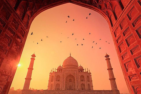 From Delhi: Six Day Golden Tour Agra and Jaipur With Udaipur