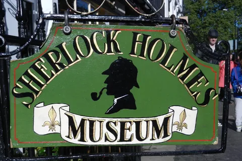 Sherlock Holmes -museo ja Westminsterin kävelykierros