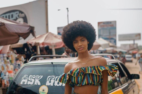 Makola Market Walking Tour: Fun, Snacks & Souvenir