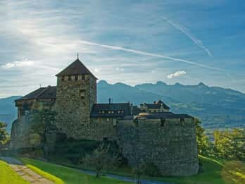 Zurich: Private Liechtenstein, Austria, and Germany Day Trip
