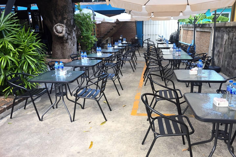 Ayutthaya: Sabieng Riverside Restaurant - Traveller&#039;s Lunch