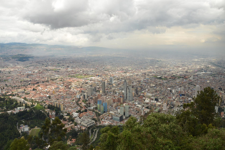 Bogotá: Passeio turístico com Monserrate e La Candelaria