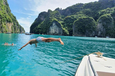 Phuket: Phi Phi Islands Early Bird Speedboat Tour & Buffet
