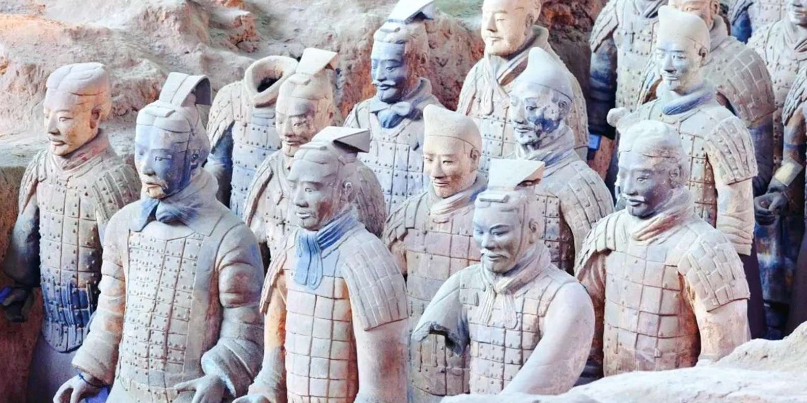 Xi'an: Terracotta Army & Emperor Qin Mausoleum Private Tour