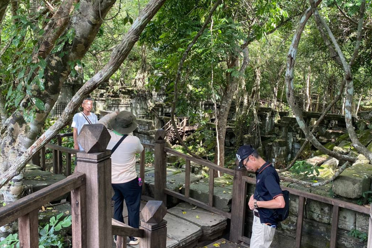 暹粒：Beng Mealea 和 Banteay Srei 寺庙之旅