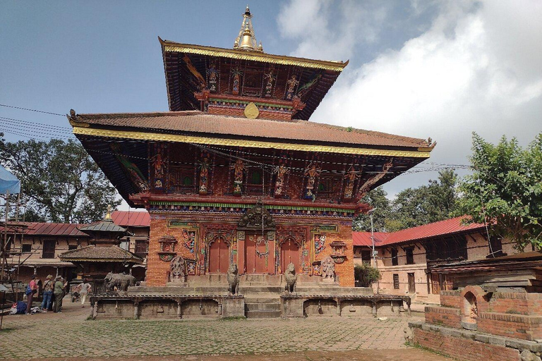 Kathmandu: Nascer do sol em Nagarkot e caminhada em Changu Narayan