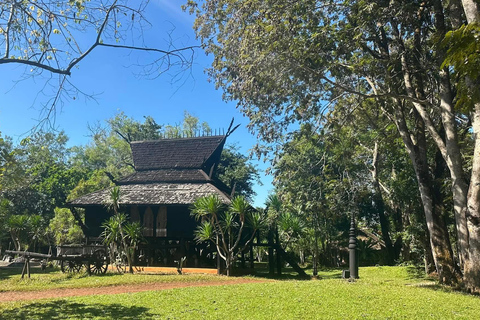 JOIN TOUR 1 day trip around Chiang Rai included lunch buffet