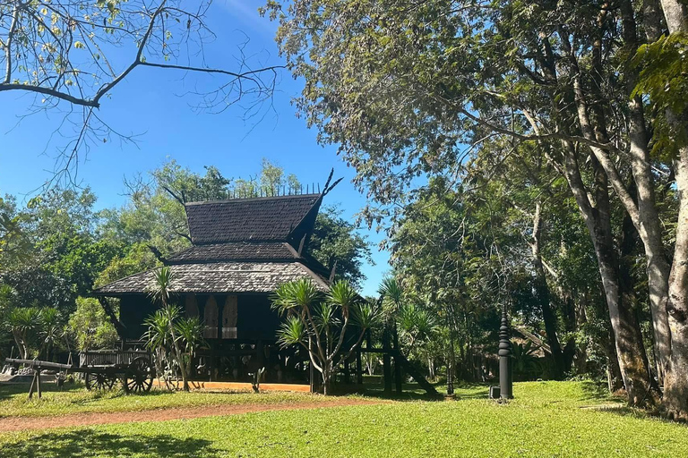 JOIN TOUR 1 day trip around Chiang Rai included lunch buffet