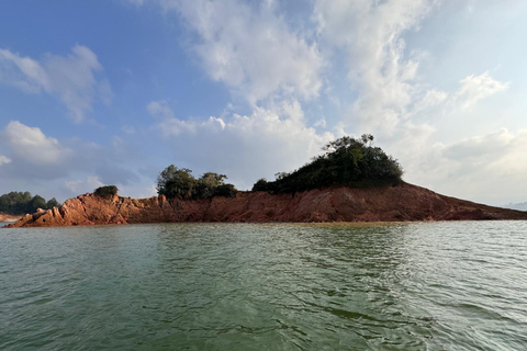 Da Medellin: Tour privato di Guatape e della roccia di El Penol