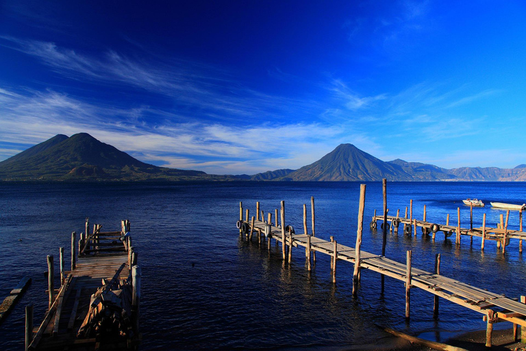 Desde Ciudad de Guatemala: Navegacion en Lago Atitlán y Visita a Iximché