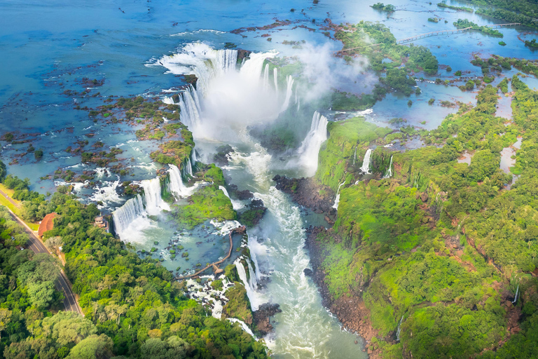 From Foz do Iguaçu: 1-Day Tour to the Brazilian and Argentine Falls