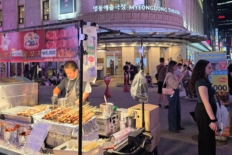 Seoul: Deoksugung Palace Night Tour with Guide