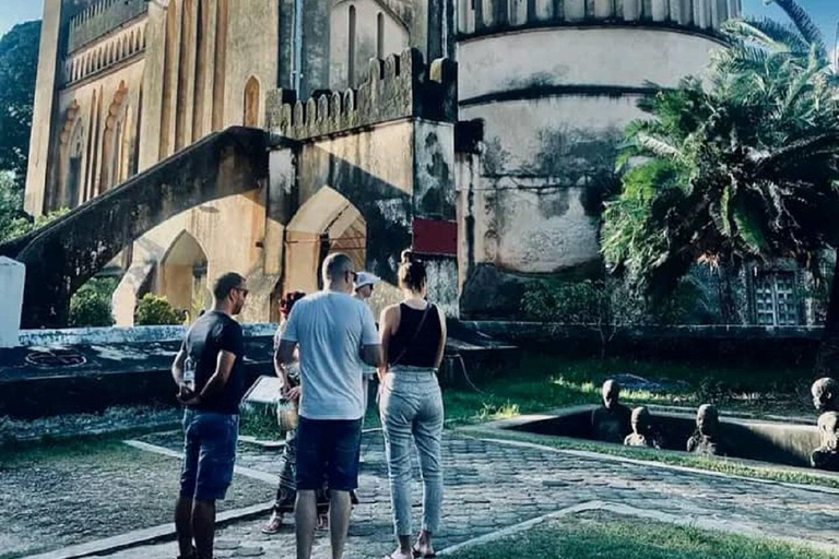 Zanzibar: Stone Town, Prison Island & Spice farm with Lunch Private tour no Hotel pickmup and drop off included