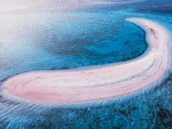 Exclusive One-Day Tour to Lombok's Pink Beach and 3 Gilis