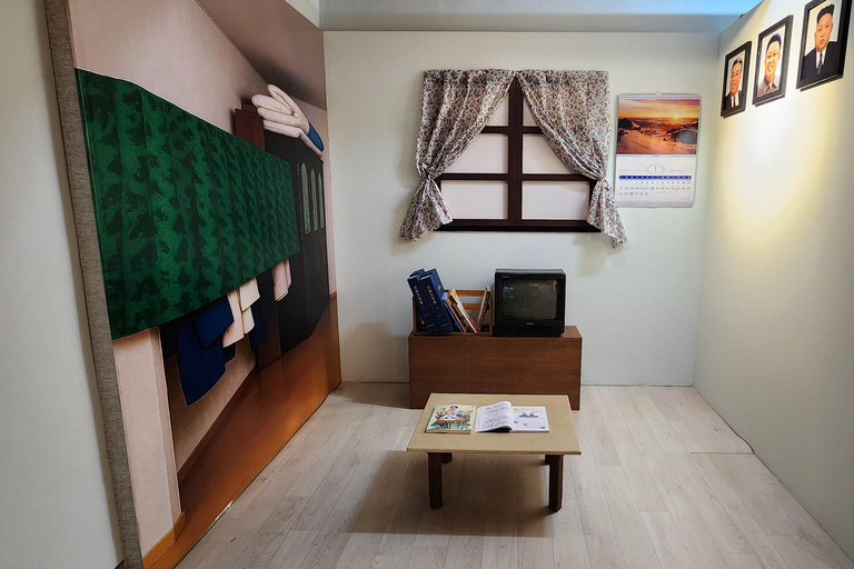 Meeting a North Korean Defector & North Korean Border