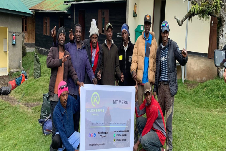Arusha: Mount Meru 3-Tages-Besteigung mit UnterkunftArusha: 4-tägige Besteigung des Mount Meru mit Unterkunft