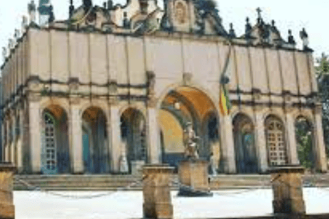 Halbtagestour Addis Abeba Stadtführung mit Flughafentransfer / Hoteltransfer