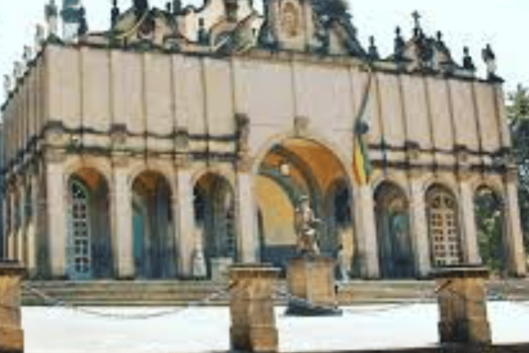 Halbtagestour Addis Abeba Stadtführung mit Flughafentransfer / Hoteltransfer