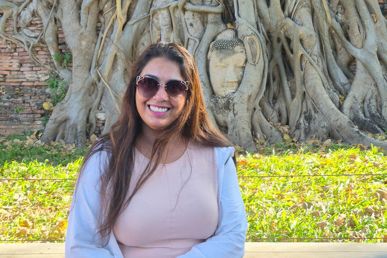 Ayutthaya Private Tour with Buddies: Temples & Cruise